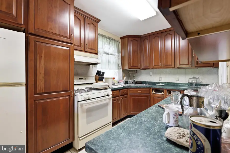 3002 Greenway Blvd, Falls Church, VA 22042 - #3