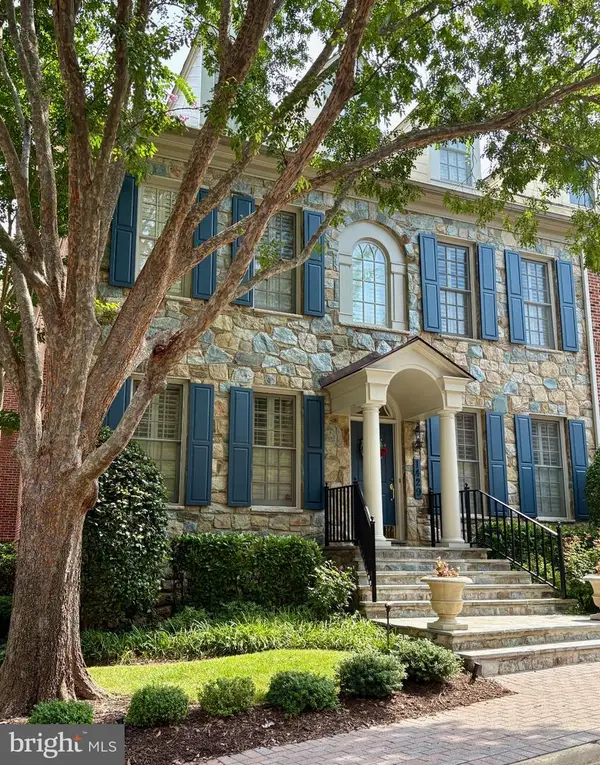 1429 Harvest Crossing Dr, MCLEAN, VA 22101