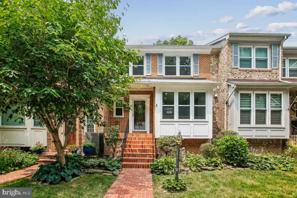 8044 Galla Knoll Cir, SPRINGFIELD, VA 22153