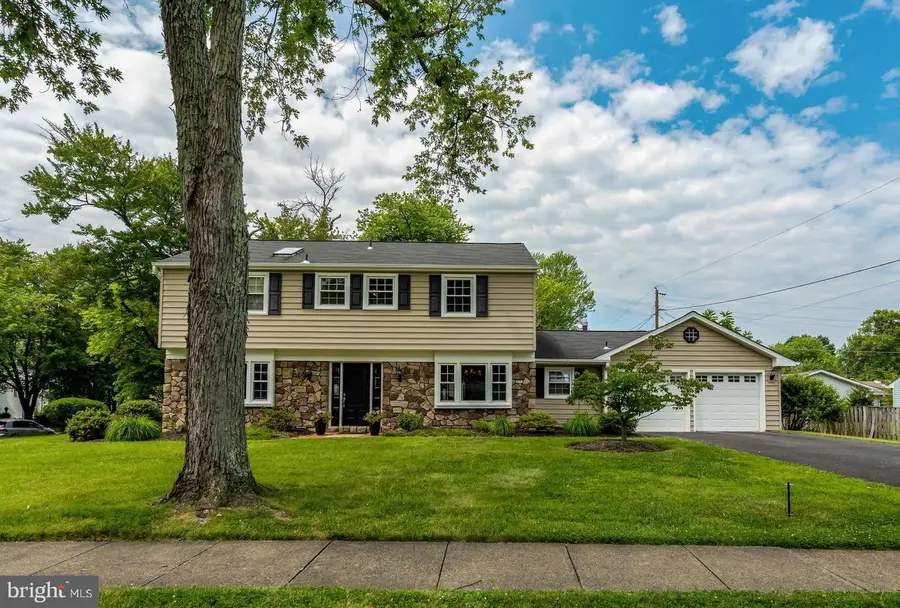 4230 Majestic Ln, Fairfax, VA 22033 - #2