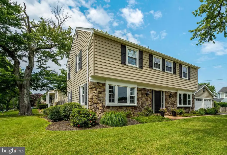 4230 Majestic Ln, Fairfax, VA 22033 - #3