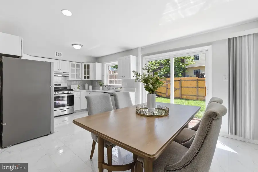14819 Smethwick Pl, Centreville, VA 20120 - #2
