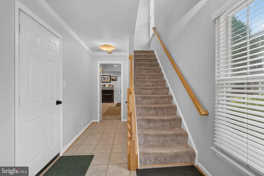 6937 Gourock Ct, Alexandria, VA 22315 - #3