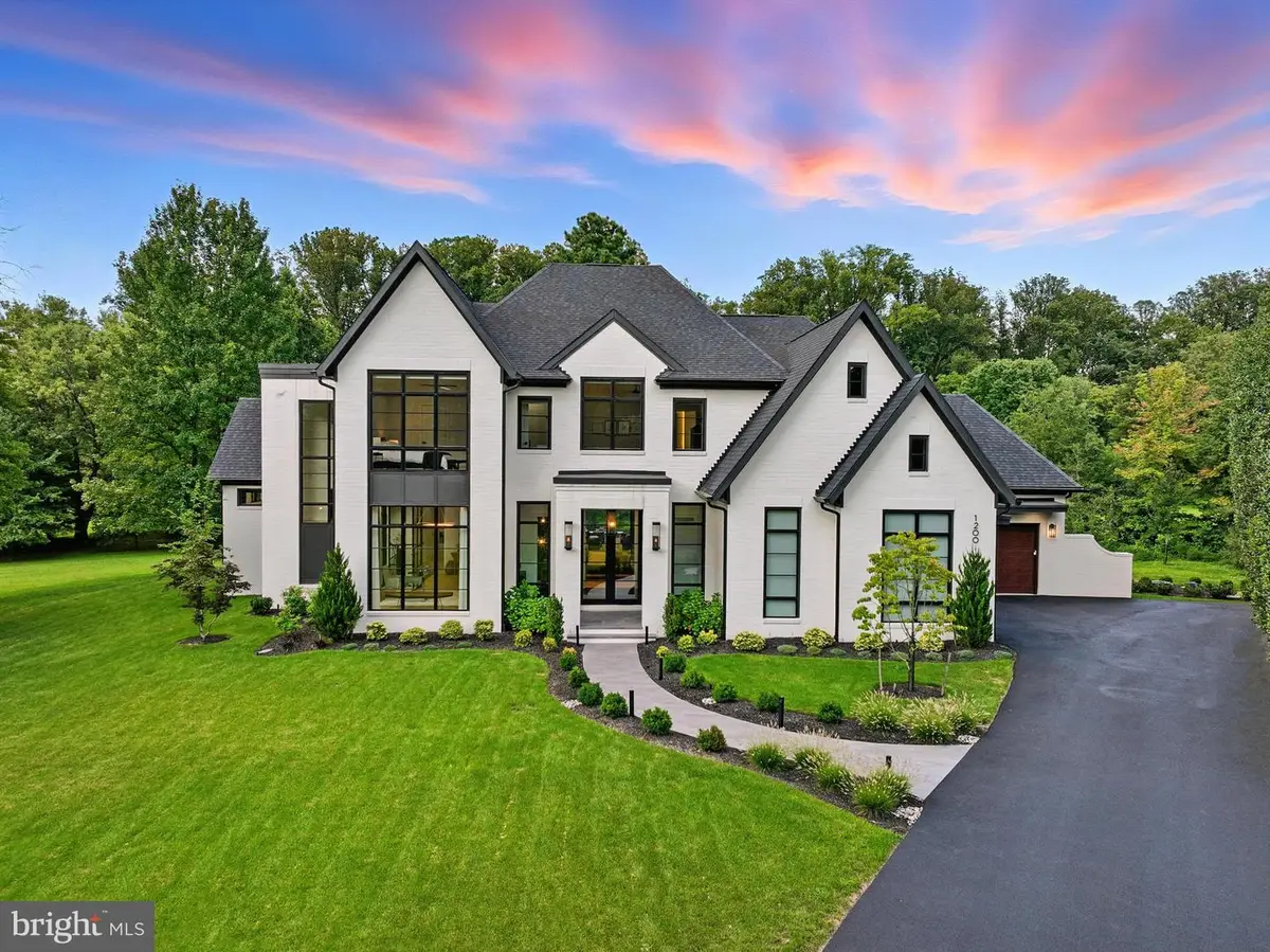 1200 Jossie Ln, McLean, VA 22102 - #1
