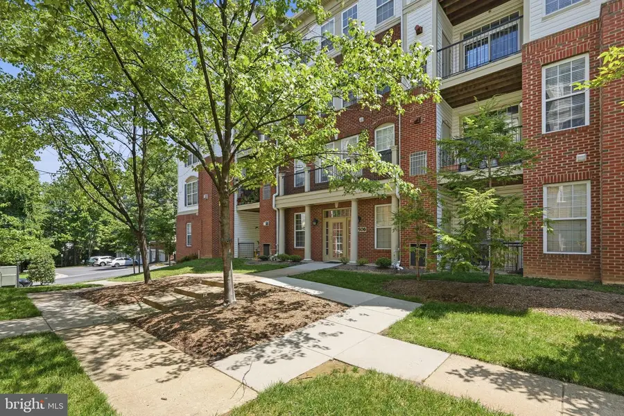 11506 Sperrin Cir #77, Fairfax, VA 22030 - #2