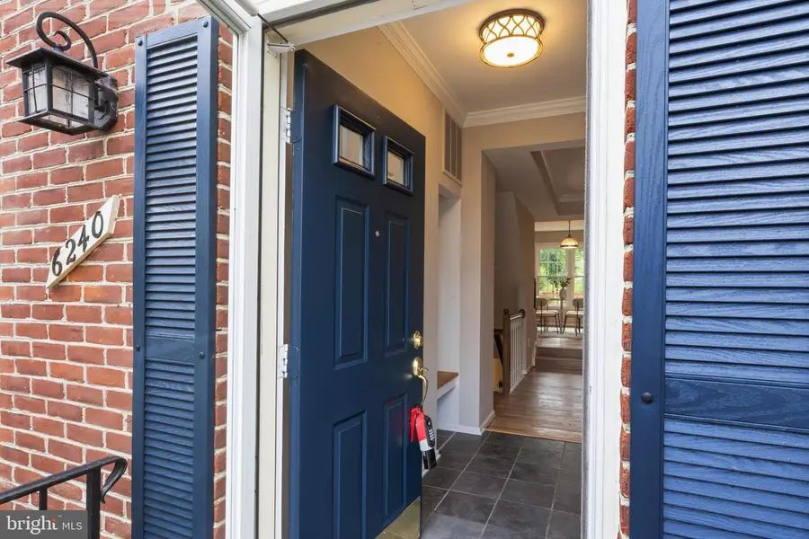 6240 Walkers Croft Way, Alexandria, VA 22315 - #2