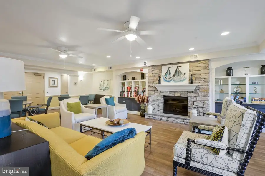 2907 Saintsbury Plz #404, Fairfax, VA 22031 - #3