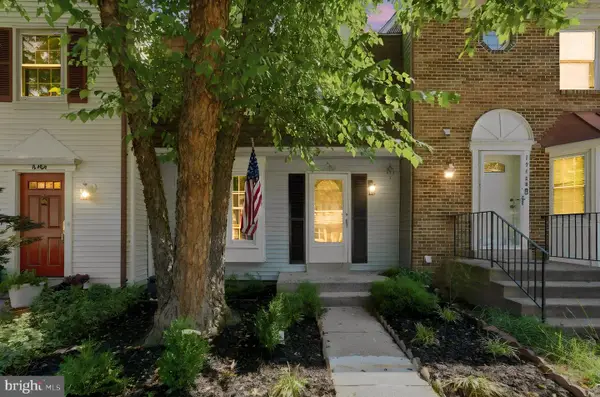 14462 Four Chimney Dr, CENTREVILLE, VA 20120