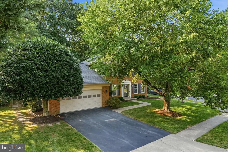 9904 Marquand Dr, Burke, VA 22015 - #3