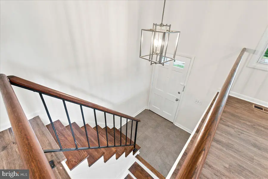 13143 Melville Ln, Fairfax, VA 22033 - #3