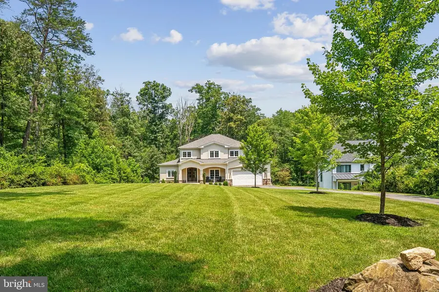 11434 Park Dr, Fairfax, VA 22030 - #2