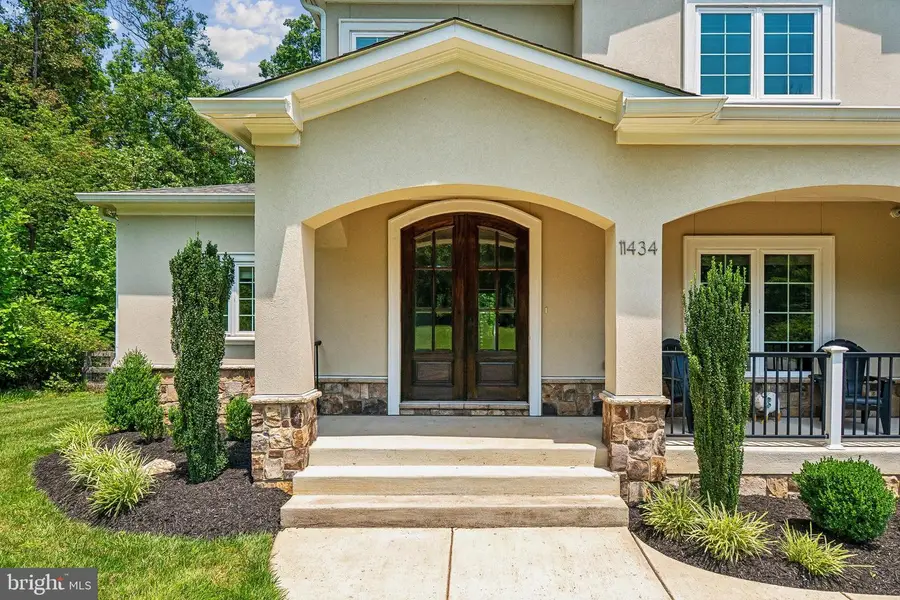 11434 Park Dr, Fairfax, VA 22030 - #3