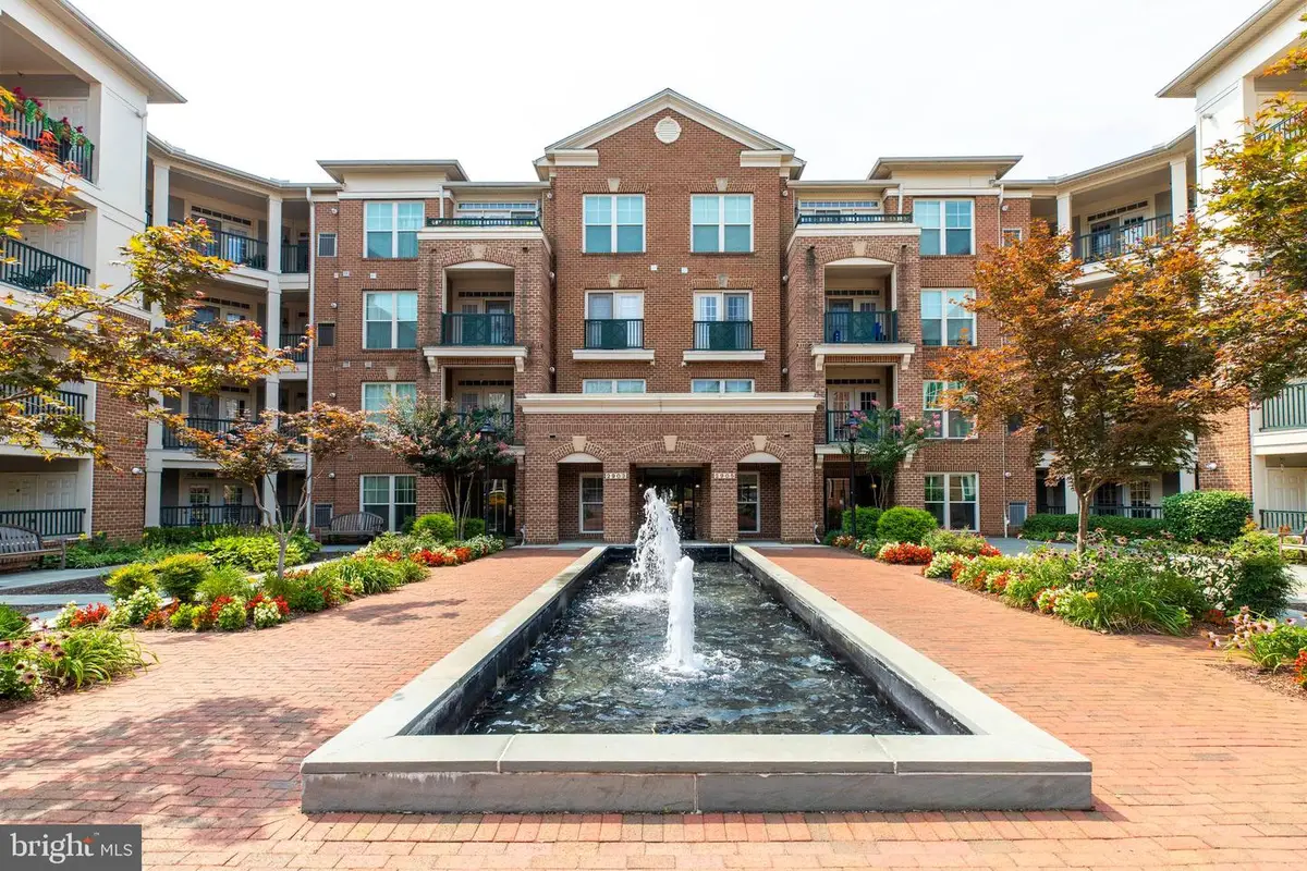 2901 Saintsbury Plz #206, Fairfax, VA 22031 - #1