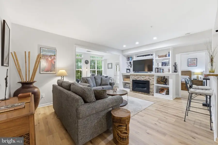 7712 Haynes Point Way #b, Alexandria, VA 22315 - #3
