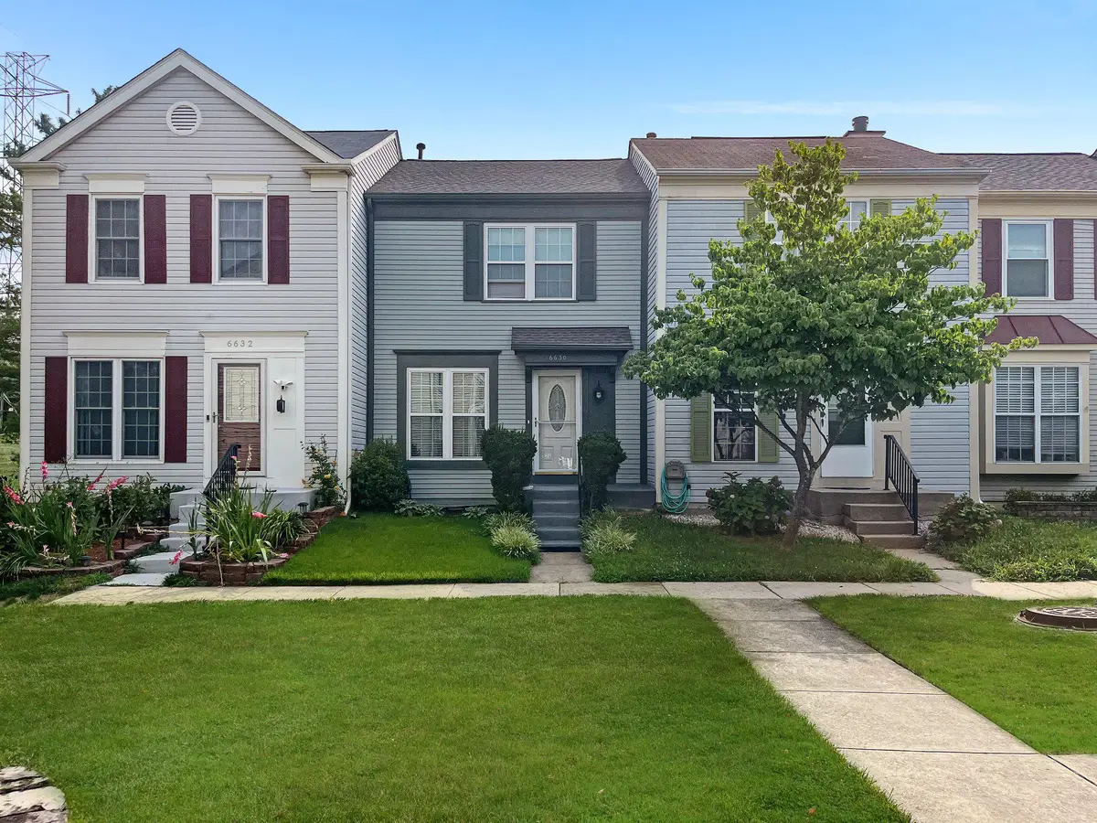 6630 High Valley Ln, Alexandria, VA 22315 - #1