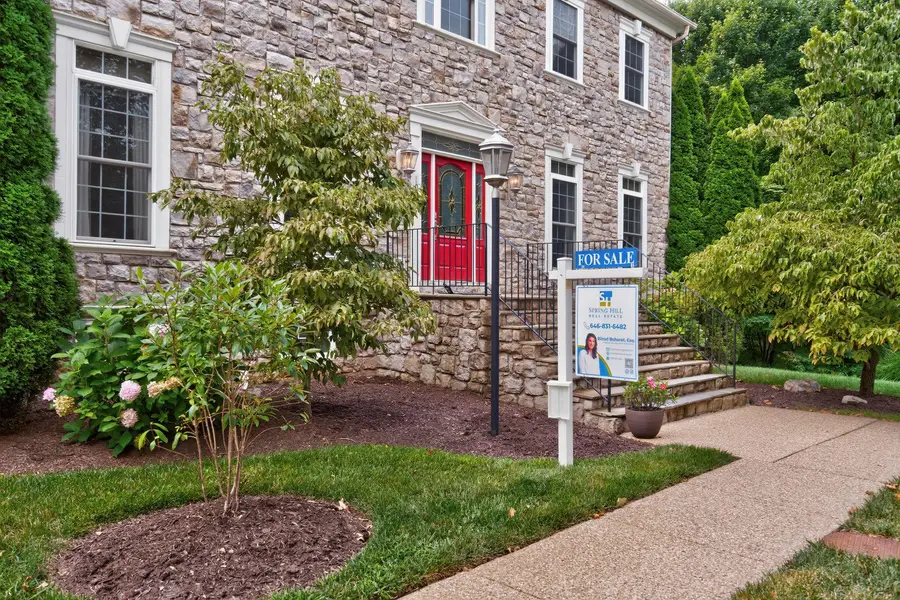 10345 Southam Ln, Oakton, VA 22124 - #3