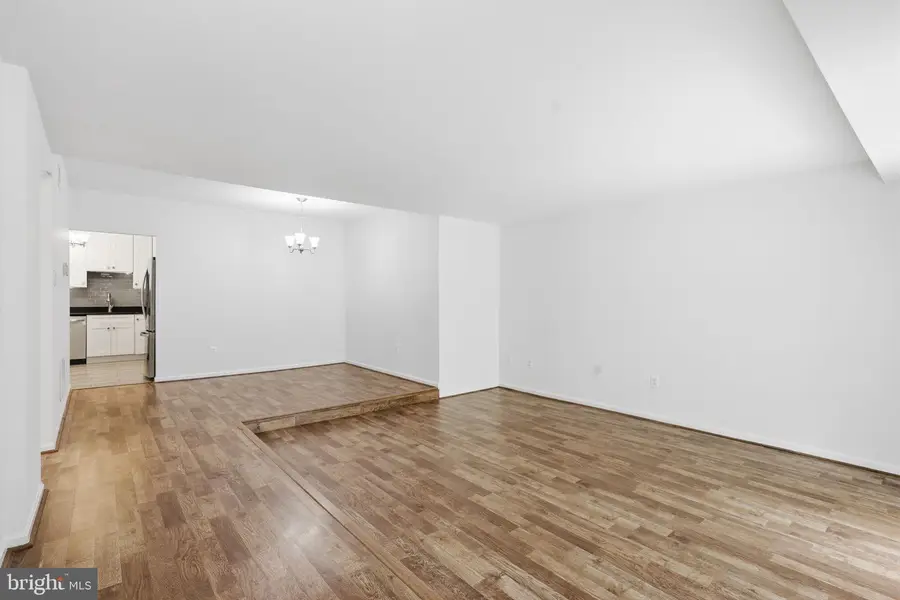 7208 Jillspring Ct #25c, Springfield, VA 22152 - #3