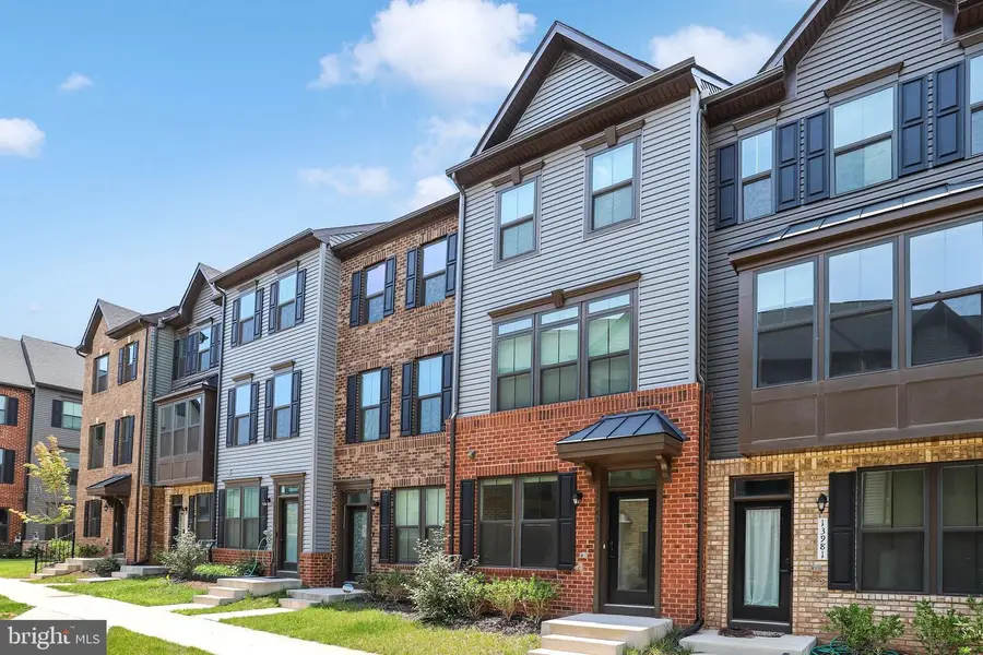13983 Airfoil Rd, Herndon, VA 20171 - #3