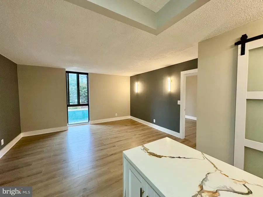 6800 Fleetwood Rd #208, McLean, VA 22101 - #3
