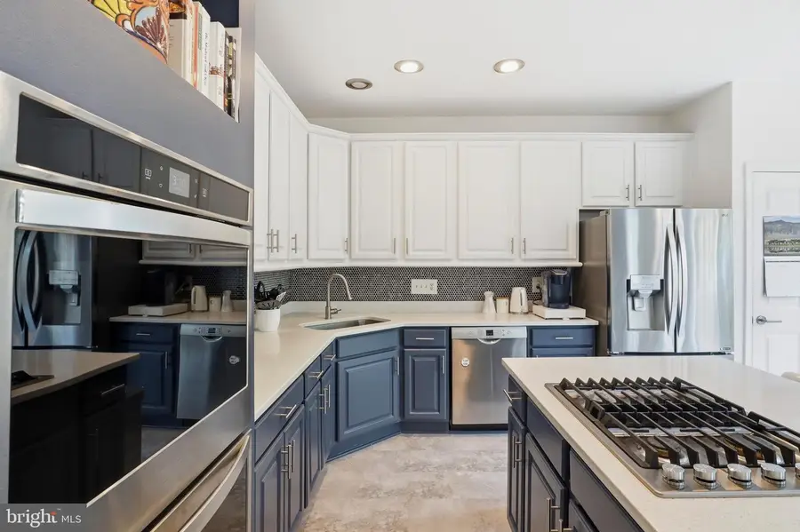 7333 Hampton Manor Pl, Springfield, VA 22150 - #3