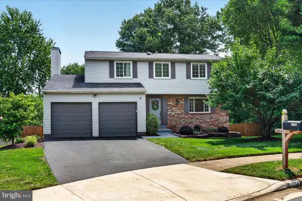1104 Clarke St, HERNDON, VA 20170
