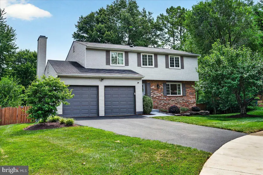 1104 Clarke St, Herndon, VA 20170 - #2