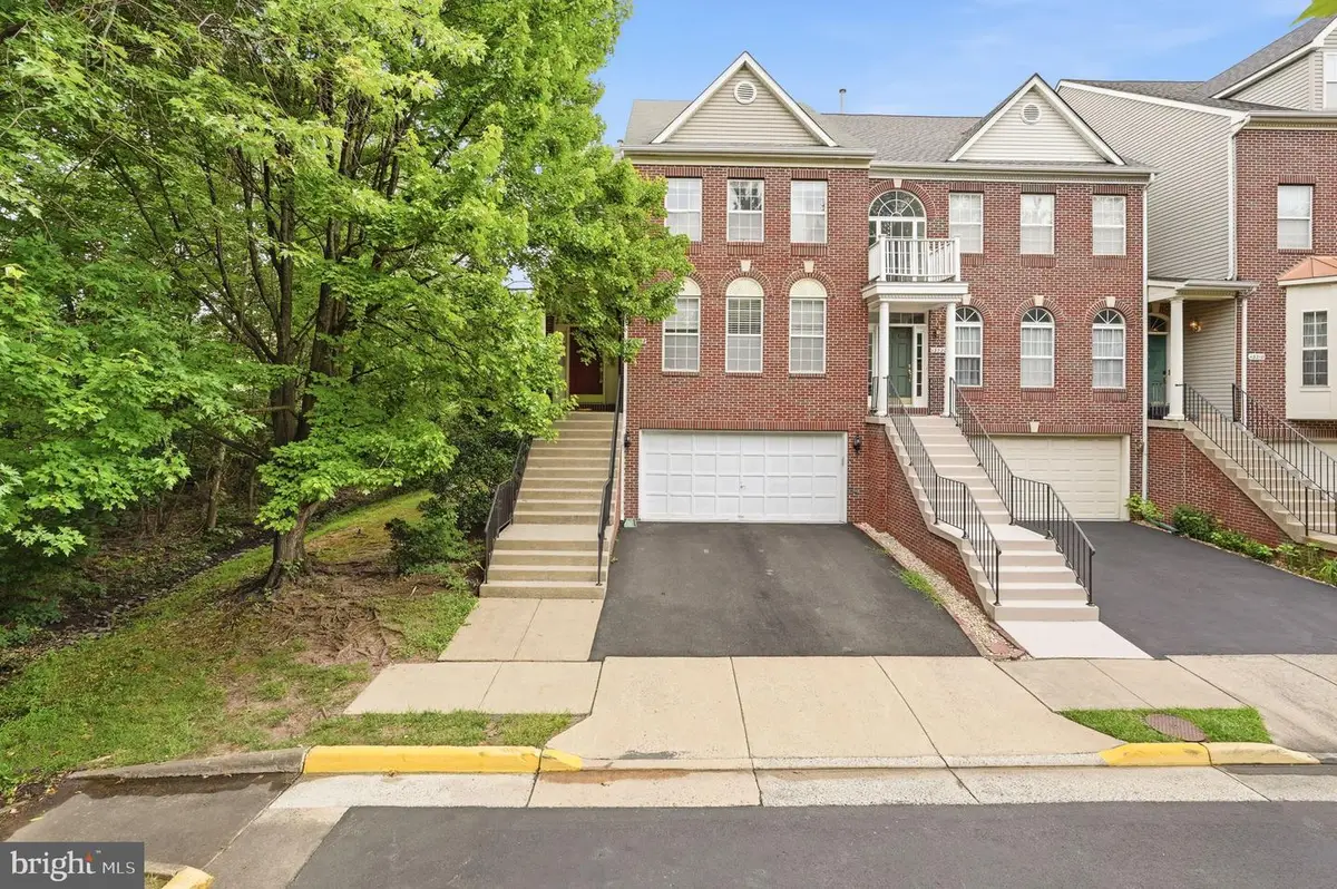 13222 Goose Pond Ln, Fairfax, VA 22033 - #1