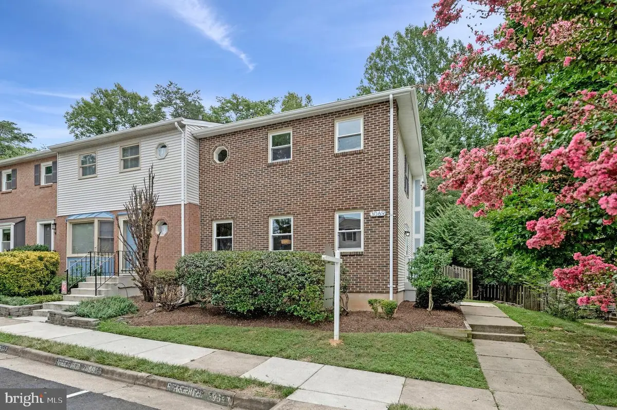 3069 White Birch Ct, Fairfax, VA 22031 - #1