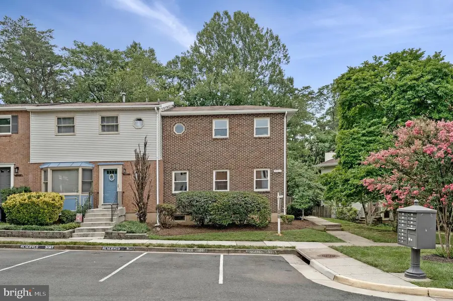 3069 White Birch Ct, Fairfax, VA 22031 - #2
