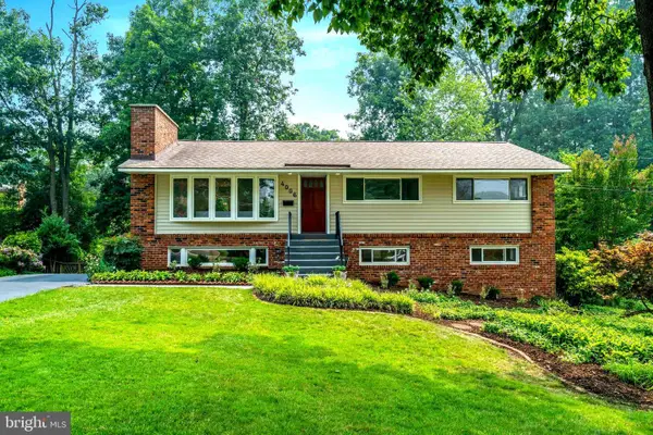 4006 Justine Dr, ANNANDALE, VA 22003