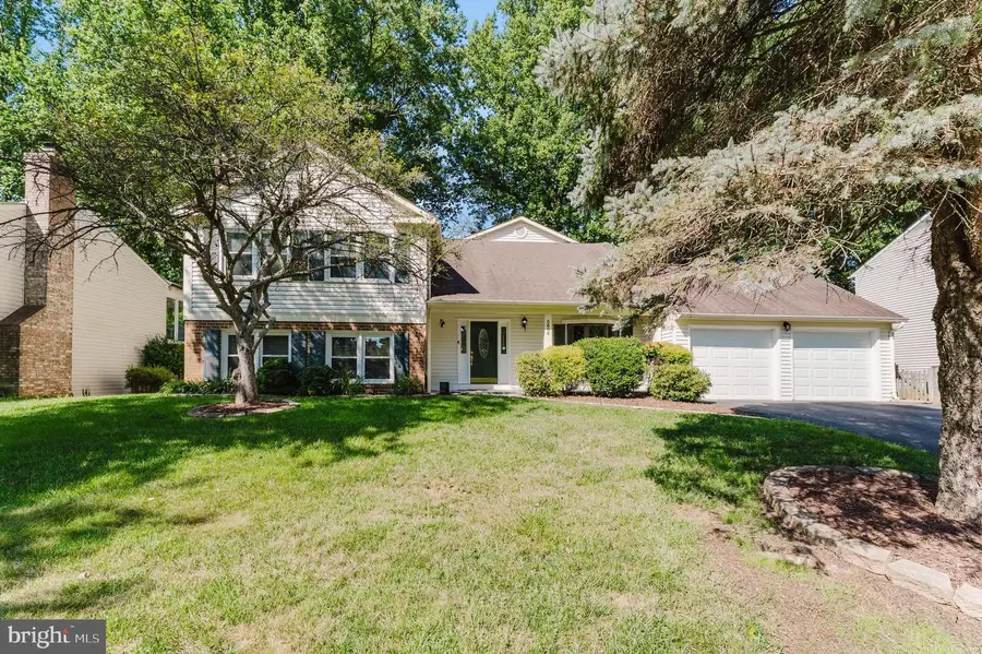 5604 Mount Burnside Way, Burke, VA 22015 - #2