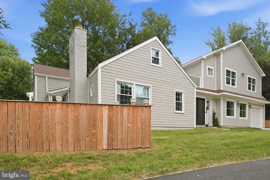 2301 Grove Ave, Falls Church, VA 22046 - #3