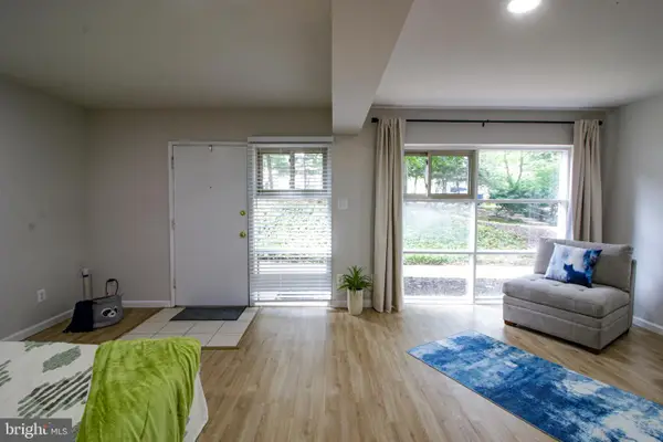 4361 Americana Dr #a, ANNANDALE, VA 22003