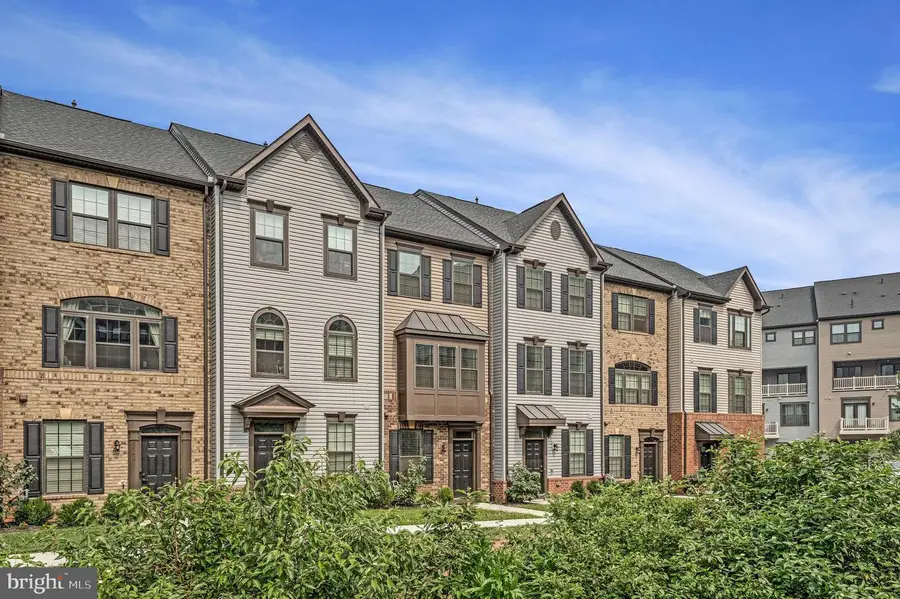 2736 Velocity Rd, Herndon, VA 20171 - #2