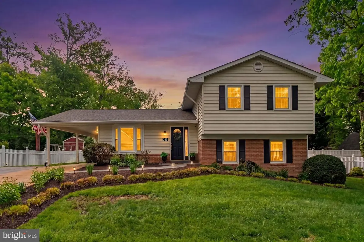 225 Manvell Rd Se, Vienna, VA 22180 - #1