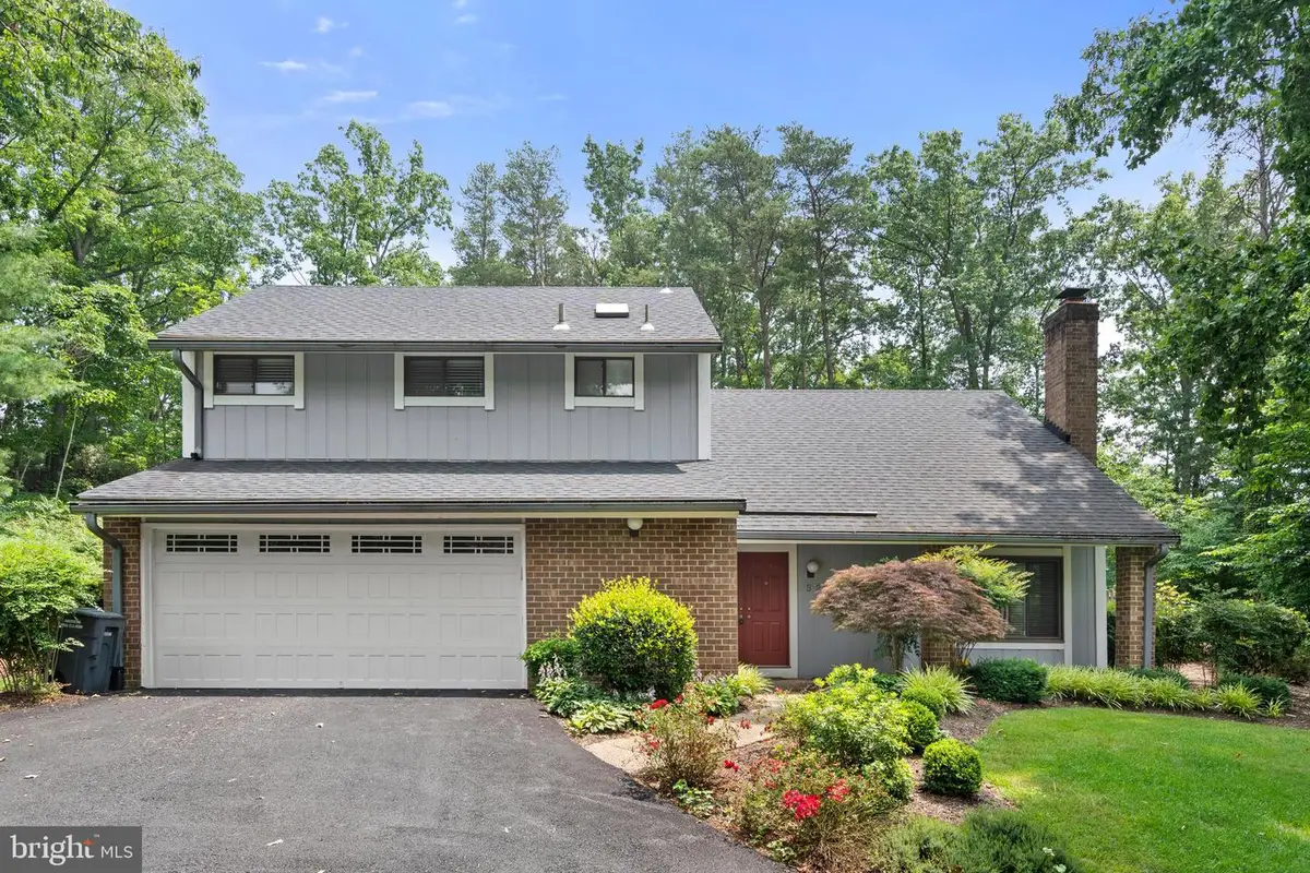5231 Chowan Ave, Alexandria, VA 22312 - #1