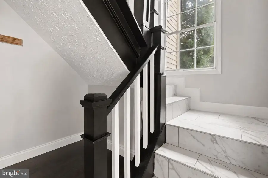 7753 Willow Point Dr #7753, Falls Church, VA 22042 - #2