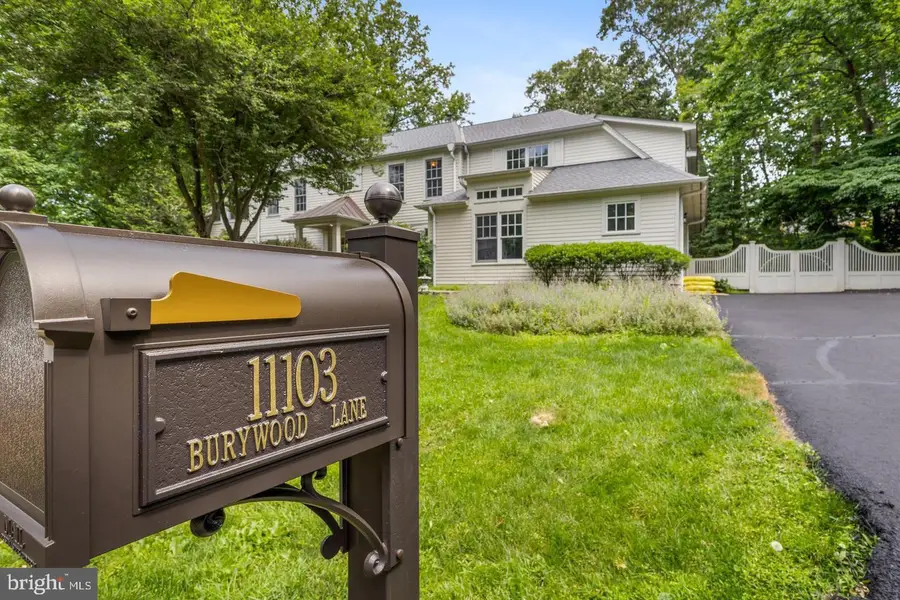 11103 Burywood Ln, Reston, VA 20194 - #2