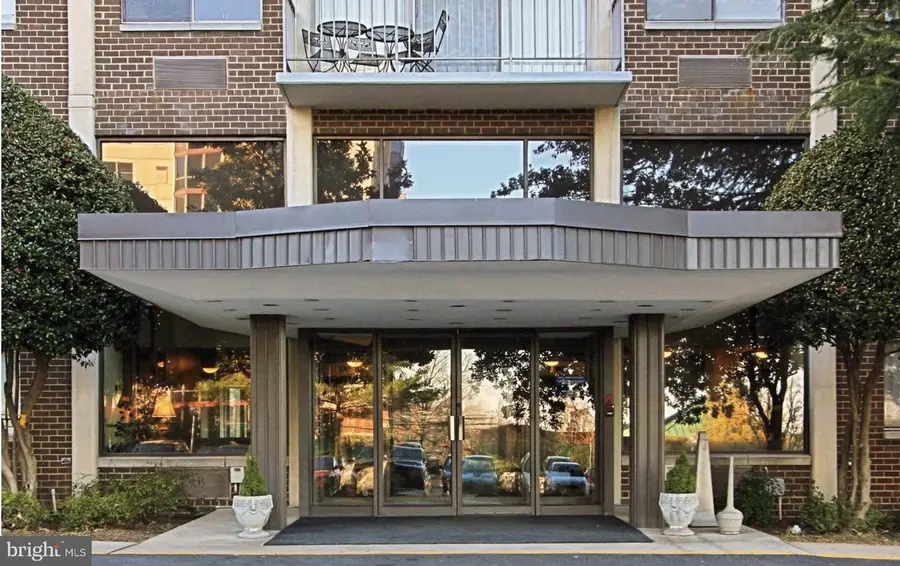 2059 Huntington Ave #1106, Alexandria, VA 22303 - #3