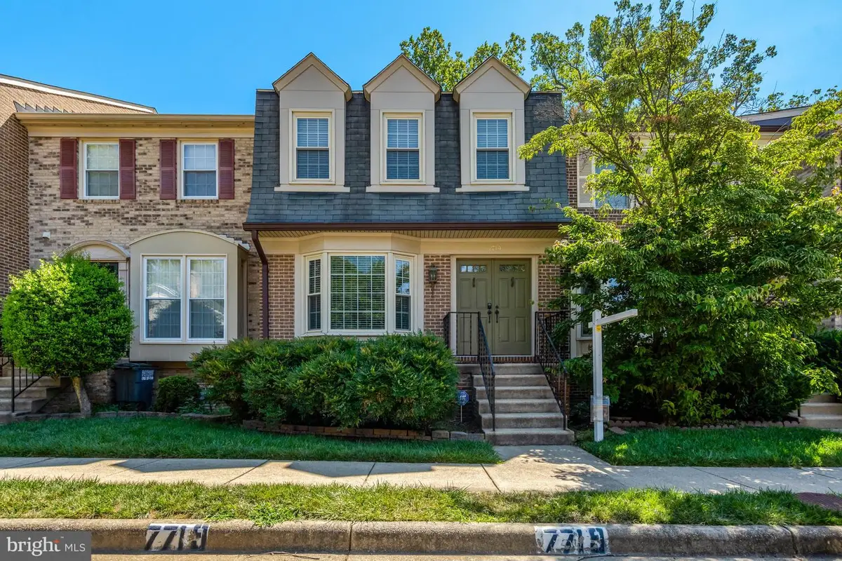 7719 Bristol Square Ct, Springfield, VA 22153 - #1