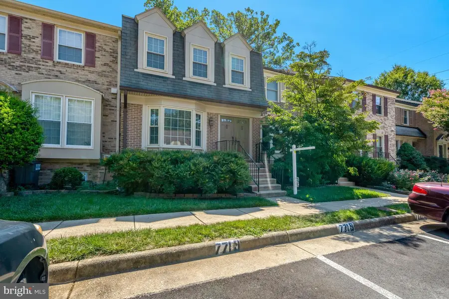 7719 Bristol Square Ct, Springfield, VA 22153 - #2