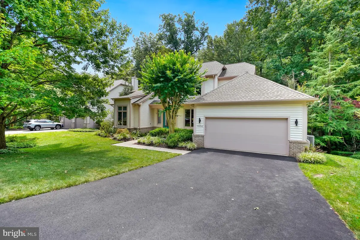1104 Water Pointe Ln, Reston, VA 20194 - #1