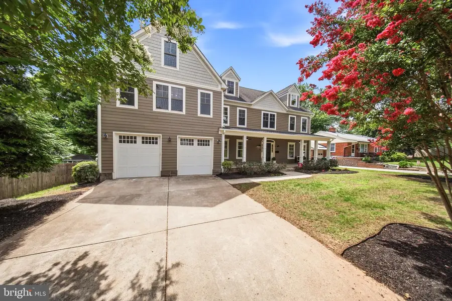 2232 N Underwood St, Falls Church, VA 22043 - #2