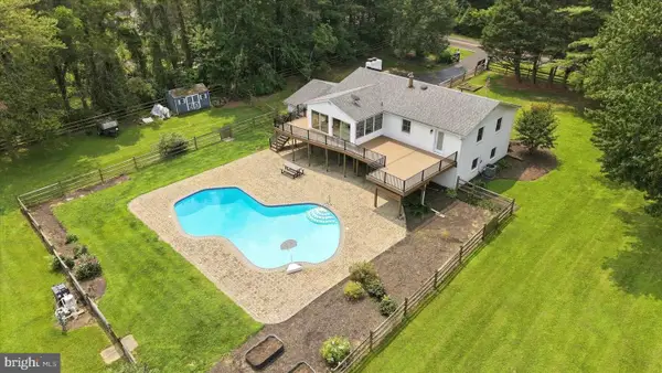 12194 Henderson Rd, CLIFTON, VA 20124