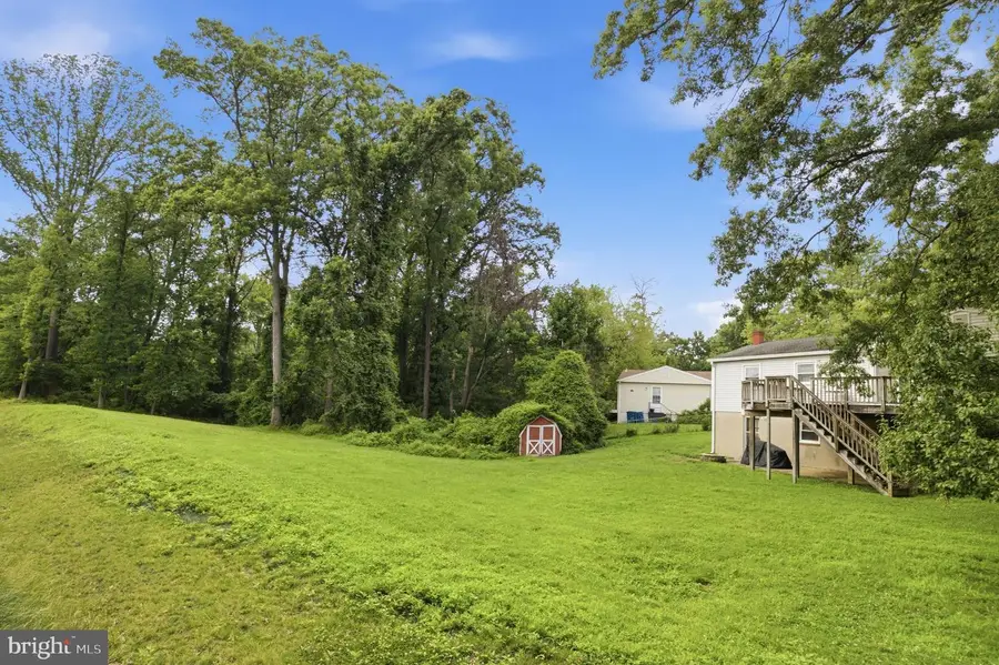 8419 Wesleyan St, Vienna, VA 22180 - #2