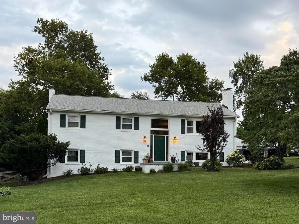 13514 Floris St, Herndon, VA 20171 - #1