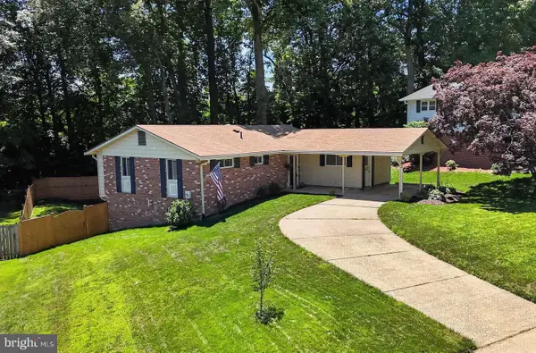 5010 Gainsborough Dr, FAIRFAX, VA 22032
