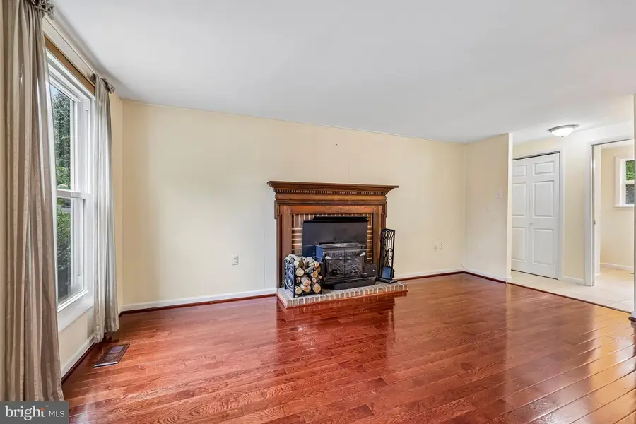 12821 Kettering Dr, Herndon, VA 20171 - #3