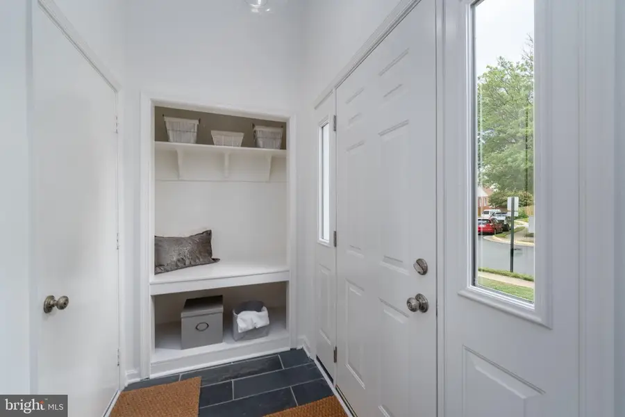 6545 River Tweed Ln, Alexandria, VA 22312 - #2