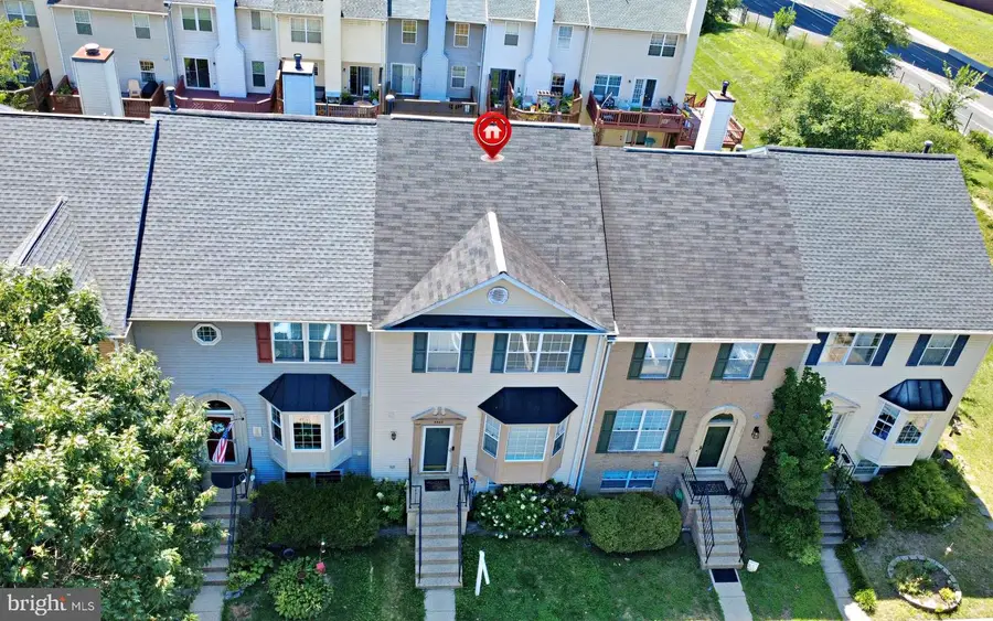 5545 Stroud Ct, Centreville, VA 20120 - #2